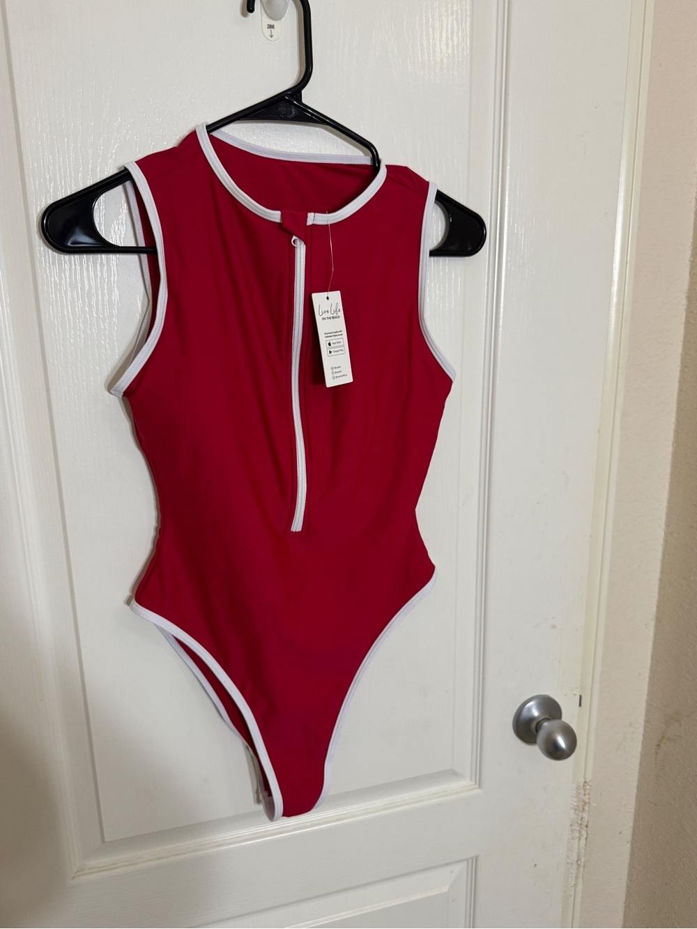Cupshe Red Contrast Trim Sporty Retro One Piece Swimsuit Zip Front High Cut M - Picture 3 of 6